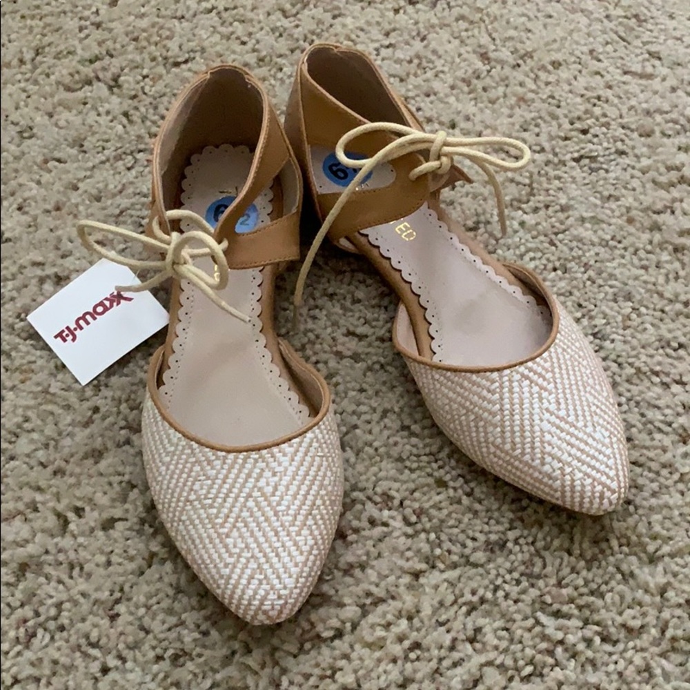 Tie flats